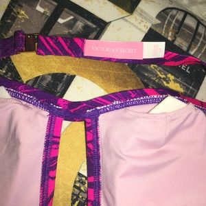 Victoria's Secret Swim - Victoria’s Secret Keyhole Bikini Top NWOT Victoria's Secret Swim - Victoria’s Secret Keyhole Bikini Top NWOT